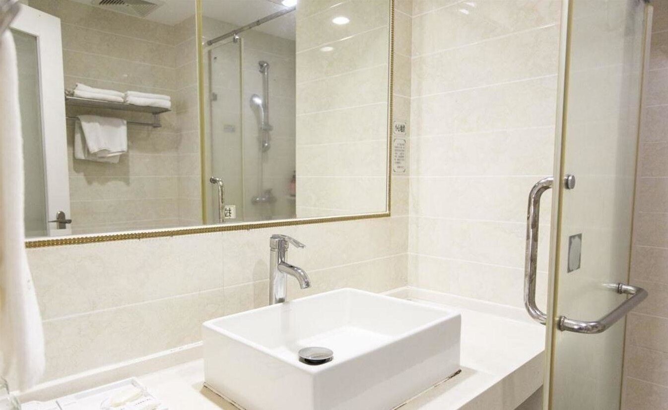 Панорама Hua Bao Shi Hotel Sanya 2*